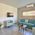 アパートホテル Bellagio Village - By The - Seasonal Warm Pool And Sauna Oliveto Lario