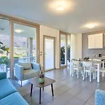 アパートホテル Bellagio Village - By The - Seasonal Warm Pool And Sauna