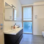 アパートホテル Bellagio Village - By The - Seasonal Warm Pool And Sauna 4*