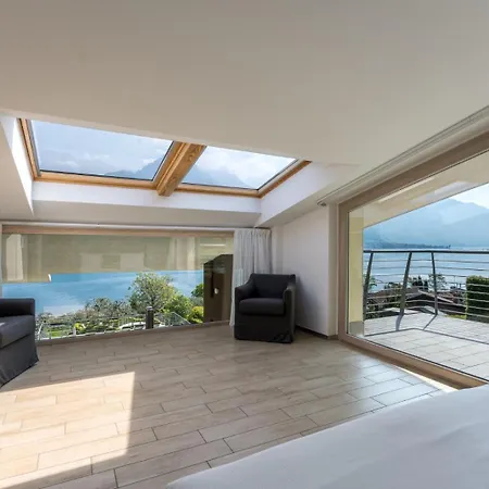 Bellagio Village- 4 Apartments By The Lake - Seasonal Warm Pool And Sauna 4*