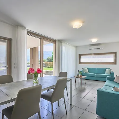 Bellagio Village - By The - Seasonal Warm Pool And Sauna Hotel apartamentowy Oliveto Lario