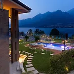 アパートホテル Bellagio Village - By The - Seasonal Warm Pool And Sauna Oliveto Lario