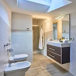 Bellagio Village - By The - Seasonal Warm Pool And Sauna Oliveto Lario