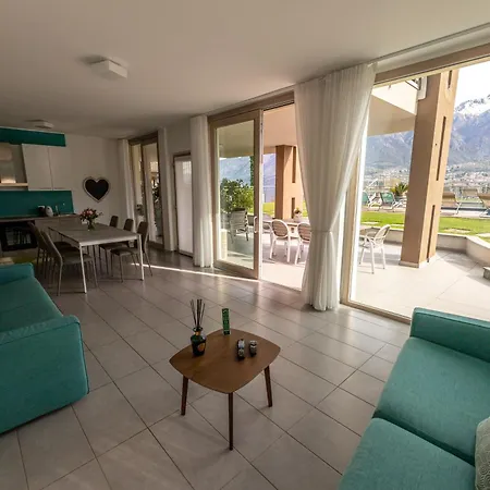 Bellagio Village - By The - Seasonal Warm Pool And Sauna