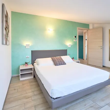 Bellagio Village - By The - Seasonal Warm Pool And Sauna 4* Oliveto Lario