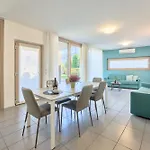 Bellagio Village - By The - Seasonal Warm Pool And Sauna 4* Oliveto Lario
