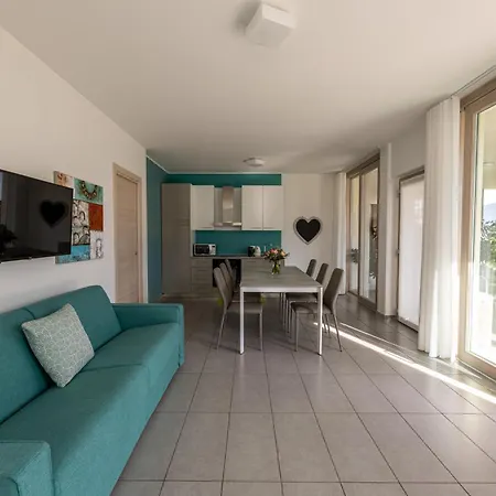 מלון דירות Bellagio Village- 4 By The - Seasonal Warm Pool And Sauna *