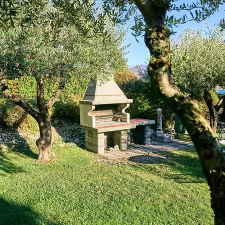 Bellagio Village - By The - Seasonal Warm Pool And Sauna Apart Otel 4*