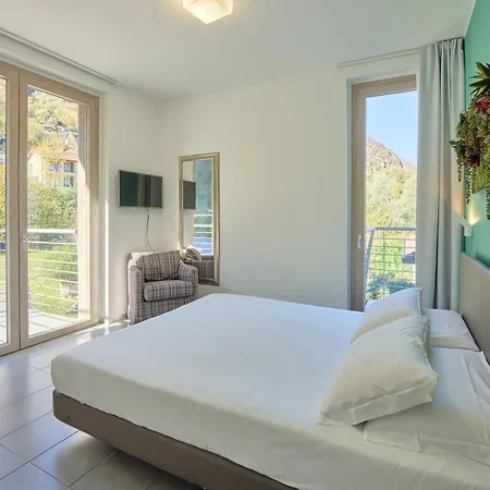 Bellagio Village - By The - Seasonal Warm Pool And Sauna Oliveto Lario